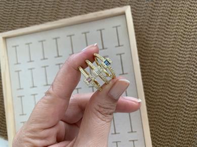 Özel Seri Zirkon Taşlı İki Sıra Baget Tek Taş Yüzük