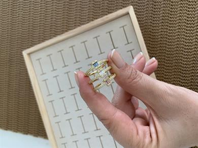 Özel Seri Zirkon Taşlı İki Sıra Baget Tek Taş Yüzük