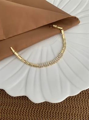 Vip 14k Zirkon Taşlı Badem Sıralı Tasarım Bileklik