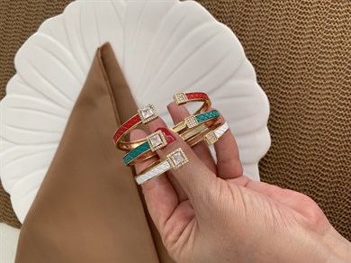 Vip Diamond Serisi Kare Baget Taşlı Bileklik