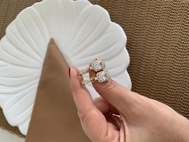 Vip Gold Baget Kare Tek Taş Sallantılı Halka Küpe