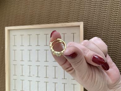 Vip Gold Baget Taş Kare Sıralı Halka Küpe