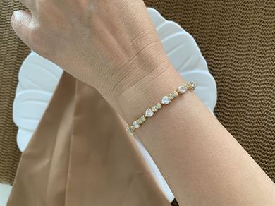 Vip Gold Baget Taşlı Kalp Sıralı Bileklik