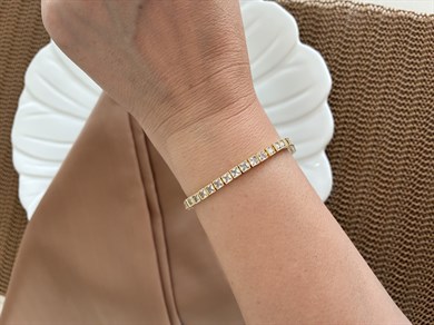 Vip Gold Baget Taşlı Mini Kare Su Yolu Bileklik