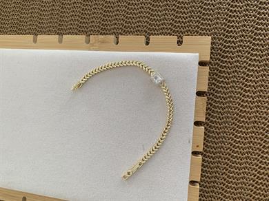 Vip Gold Balık Sırtı Zincirli Kare Baget Taş Bileklik 