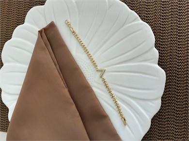 Vip Gold Balık Sırtı Zirkon Taşlı V Tasarım Bileklik