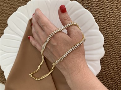 Vip Gold Damla Baget Taş Sıralı Tasarım Kolye