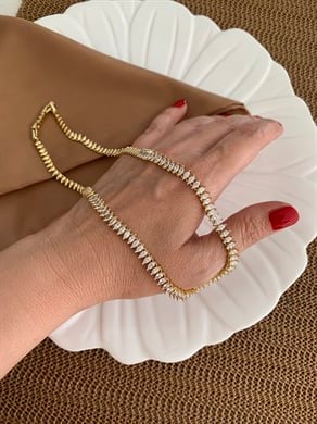 Vip Gold Damla Baget Taş Sıralı Tasarım Kolye