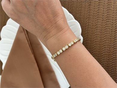 Vip Gold Gömme Baget Taş Kare Sıralı Su Yolu Bileklik