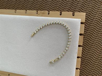 Vip Gold Gömme Tek Taş Daire Sıralı Su Yolu Bileklik 