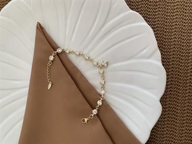 Vip Gold Gömme Tek Taş Kalp Sıralı Bileklik