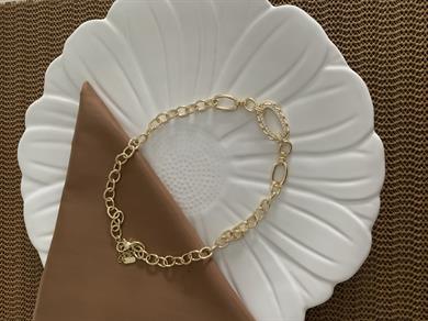 Vip Gold İç İçe Geçme Zirkon Taşlı Oval Tasarım Kolye