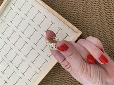Vip Gold İki Sıra Damla Baget Taşlı Halka Küpe