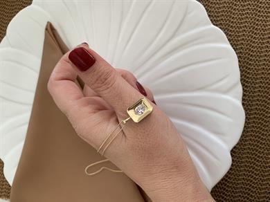Vip Gold İnce Zincir Gömme Tek Taşlı Dikdörtgen Kolye
