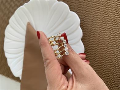 Vip Gold Kare Tek Taş Sallantılı Tasarım Küpe