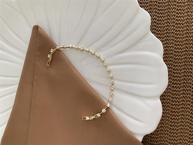 Vip Gold Kare Tek Taş Sıralı Bileklik