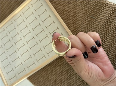 Vip Gold Kenarları Zirkon Taş Ortası S Sıralı Halka Küpe