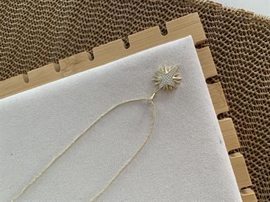 Vip Gold Kıvrımlı Zincirli Zirkon Taş Kutup Yıldız Kolye