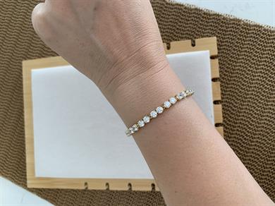 Vip Gold Tek Taş Su Yolu Sıralı Bileklik