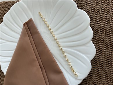 Vip Gold Ortası Gömme Taşlı Yıldız Sıralı Bileklik
