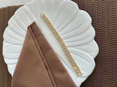 Vip Gold Ortası Zirkon Taşlı Hasır Tasarım Bileklik