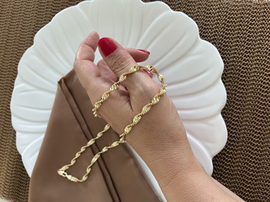 Vip Gold Pırıltılı Kalın Seyrek Burgu Zincirli Kolye