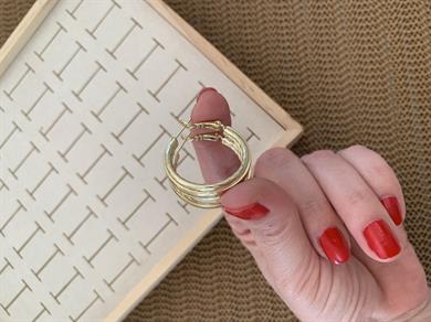 Vip Gold Pırıltılı Üç Sıra Halka Tasarım Küpe