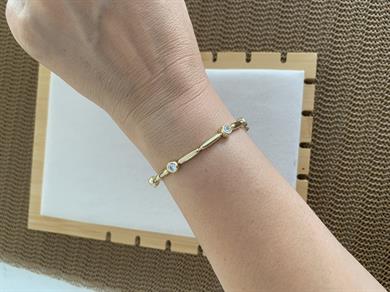 Vip Gold Plaka Badem Tek Taş Sıralı Bileklik