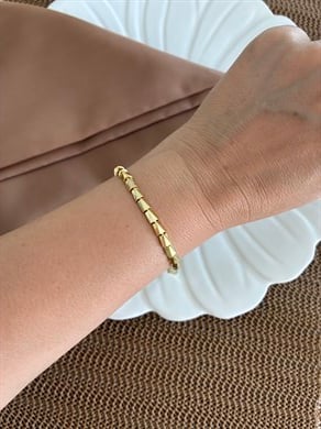 Vip Gold Plaka Boru Üçgen Sıralı Bileklik