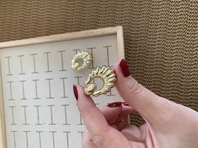 Vip Gold Plaka Çizgili Oval Küpe
