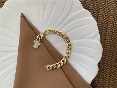 Vip Gold Plaka Kalın Kesme Bileklik