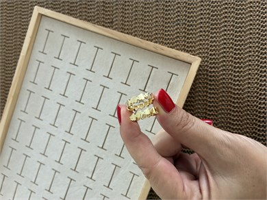 Vip Gold Mini Çiçek Sıralı Halka Küpe