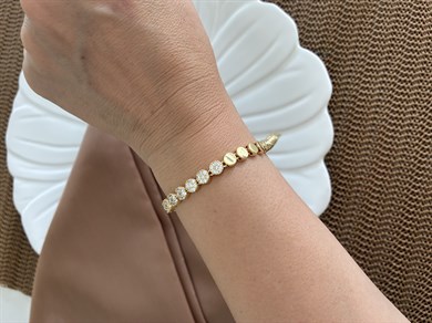 Vip Gold Plaka Zirkon Taşlı Büyük Daire  Sıralı Bileklik