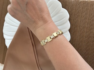 Vip Gold Plaka Zirkon Taşlı Kare Bileklik