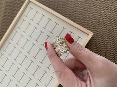 Vip Gold Tırtıklı Zirkon Taşlı Ay Küpe