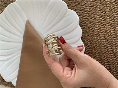 Vip Gold Üç Sıra Kalın Bombeli Boru Ay Halka Küpe