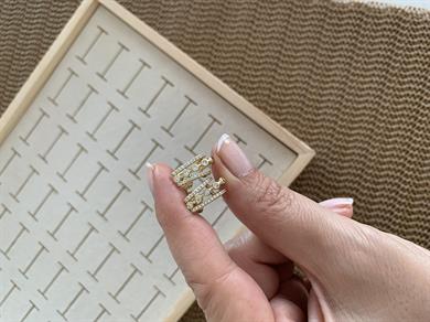 Vip Gold Üç Sıra Zirkon Taşlı U Tasarım Küpe