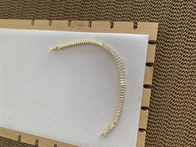 Vip Gold Zirkon Taşlı Badem Sıralı Bileklik 