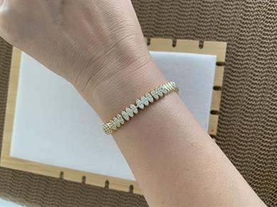 Vip Gold Zirkon Taşlı Badem Sıralı Bileklik 