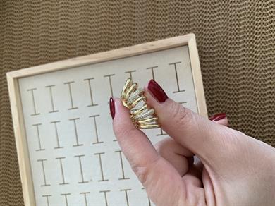 Vip Gold Zirkon Taşlı Dört Sıra Boru Ay Küpe