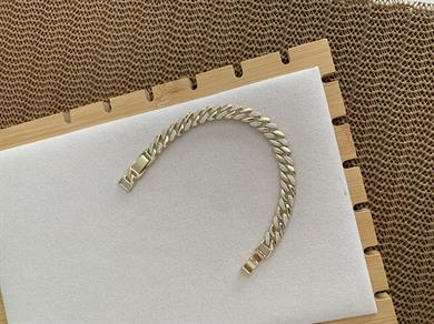 Vip Gold Zirkon Taşlı İç İçe Geçme Klasik Zincir Bileklik