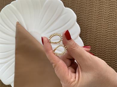 Vip Gold Zirkon Taşlı Kenarı Üçgen Ay Tasarım Küpe
