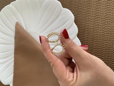 Vip Gold Zirkon Taşlı Kenarı Üçgen Ay Tasarım Küpe