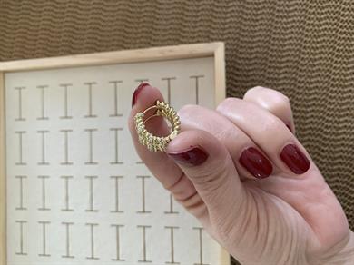 Vip Gold Zirkon Taşlı Kıvrımlı Halka Küpe