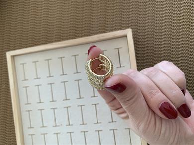 Vip Gold Zirkon Taşlı Ortası Kare Baget Taş Halka Küpe