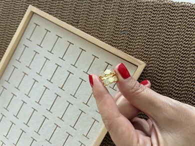 Vip Gold Zirkon Taşlı Petekli Halka Küpe