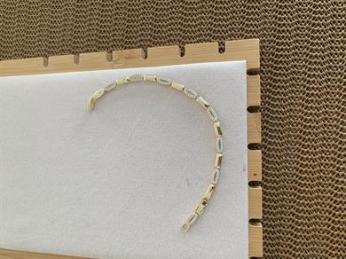 Vip Gold Zirkon Taşlı Plaka Badem Sıralı Bileklik