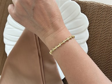 Vip Gold Zirkon Taşlı Plaka Çubuk Sıralı Tasarım Bileklik