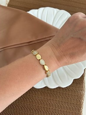 Vip Gold Zirkon Taşlı Plaka Daire Sıralı Bileklik