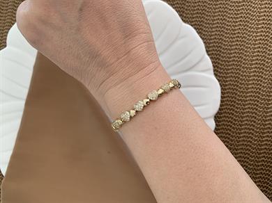 Vip Gold Zirkon Taşlı Plaka Kalp Sıralı Bileklik